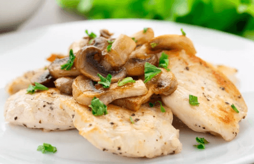 POLLO CON CHAMPIÑÓN POLLO CON CHAMPIÑÓN